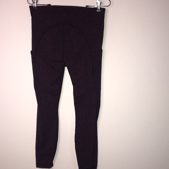 Athleta Purple and Black Speckle Leggings Size Medium - Picture 4 of 6